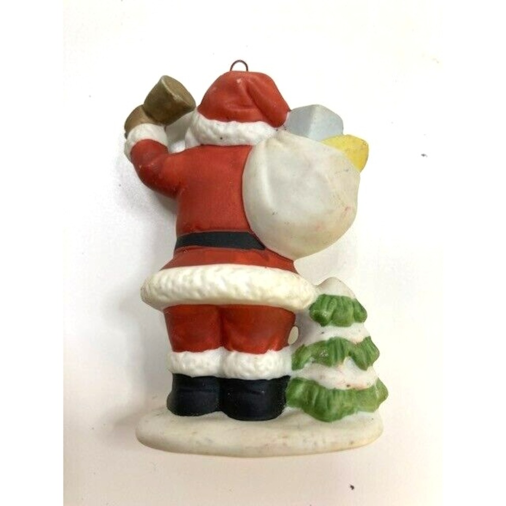 Lot‎ Of 3 Vintage Ceramic Santa Claus Ornaments Made In Japan Santa Bathing Suit - Picture 4 of 8
